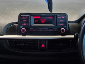 Kia Picanto 1.0 Street - Image 11