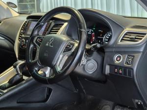 Mitsubishi Pajero Sport 2.4DI-D 4x4 Shogun - Image 17