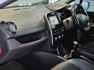 Renault Clio 66kW turbo Authentique - Image 13