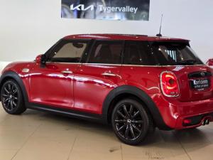 MINI Hatch Cooper Hatch 5-door - Image 7