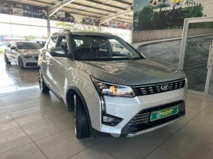 Mahindra XUV300 1.2T W8 - Image 2