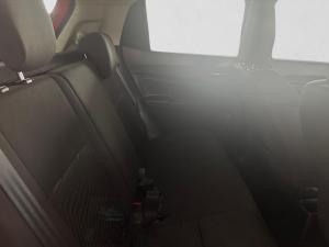 Suzuki Swift 1.2 GLX manual - Image 11