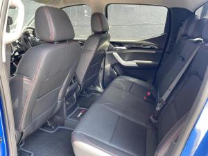 L D V T60 2.0D Bi-Turbo double cab Max Luxe 4x4 auto - Image 12