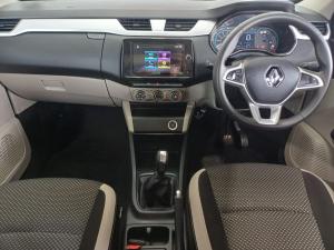 Renault Triber 1.0 Prestige auto - Image 13