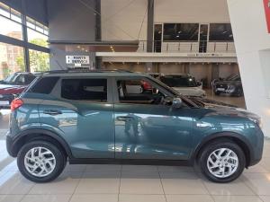 Mahindra XUV300 1.2T W6 - Image 10