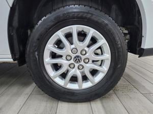 Volkswagen Transporter 2.0TDI Kombi SWB Basic - Image 4