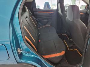 Renault Kwid 1.0 Climber 5-Door - Image 10