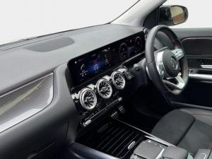 Mercedes-Benz GLA GLA200 Progressive - Image 16