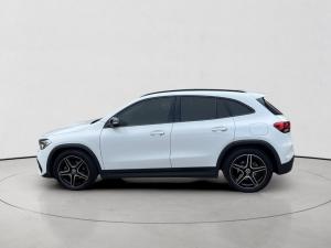 Mercedes-Benz GLA GLA200 Progressive - Image 4