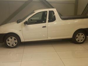 Nissan NP200 1.6i safety pack (aircon) - Image 11