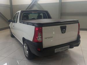 Nissan NP200 1.6i safety pack (aircon) - Image 16