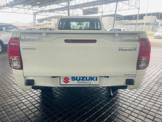 Toyota Hilux 2.4GD single cab S (aircon)