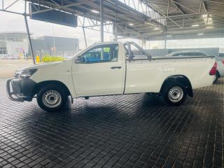 Toyota Hilux 2.4GD single cab S (aircon)