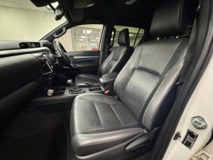 Toyota Hilux 2.8GD-6 double cab 4x4 Legend auto - Image 7