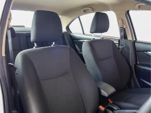 Suzuki Ciaz 1.5 GL manual - Image 11