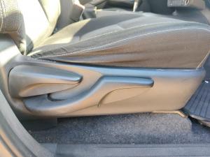 Toyota Hilux 2.4GD-6 double cab Raider auto - Image 20