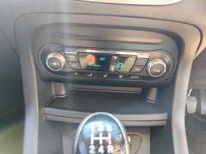 Ford Figo hatch 1.5 Titanium - Image 16