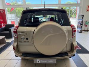 Toyota RAV4 2.0 VX auto - Image 5