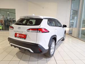 Toyota Corolla Cross 1.8 Xi - Image 2