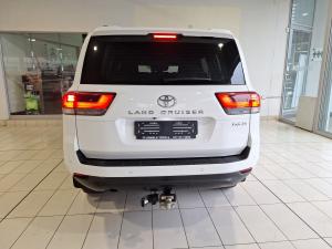 Toyota Land Cruiser 300 3.3D GX-R - Image 5