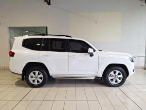 Toyota Land Cruiser 300 3.3D GX-R - Image 3