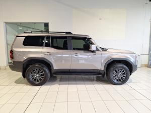 Toyota Land Cruiser Prado 2.8GD TX - Image 3