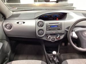 Toyota Etios sedan 1.5 Sprint - Image 12