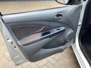 Toyota Etios sedan 1.5 Sprint - Image 22