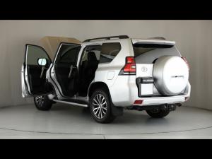 Toyota Land Cruiser Prado 2.8GD VX-L - Image 25