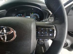 Toyota Hilux 2.8 GD-6 RB Legend automaticD/C - Image 9