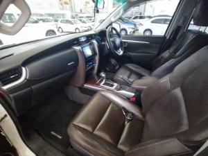 Toyota Fortuner 2.8GD-6 Raised Body automatic - Image 7