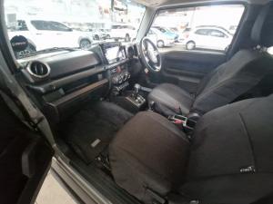 Suzuki Jimny 1.5 GLX automatic - Image 7