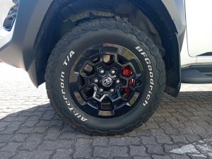 Toyota Hilux 2.8 GD-6 GR-S 4X4 automaticD/C - Image 17