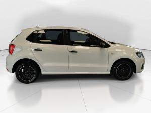 Volkswagen Polo Vivo hatch 1.4 Trendline - Image 8