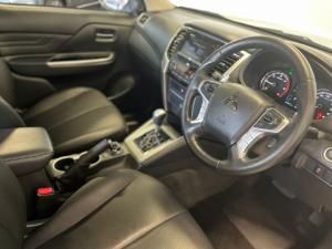 Mitsubishi Triton 2.4DI-D double cab 4x4 Xtreme - Image 8