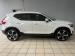 Volvo XC40 D4 AWD Momentum - Thumbnail 2