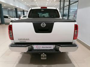Nissan Navara 2.5dCi double cab LE - Image 4
