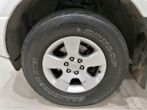 Nissan Navara 2.5dCi double cab LE - Image 8