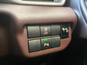 Toyota Starlet Cross 1.5 XS auto - Image 13