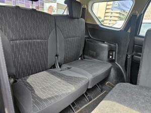 Toyota Rumion 1.5 TX manual - Image 11