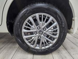 Toyota Rumion 1.5 TX manual - Image 4