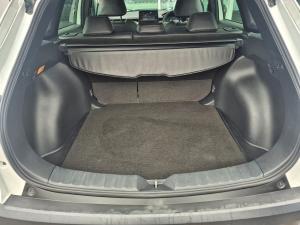 Toyota Corolla Cross 1.8 Hybrid XS - Image 13