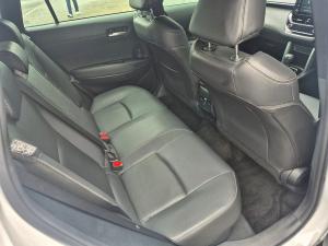 Toyota Corolla Cross 1.8 Hybrid XS - Image 16