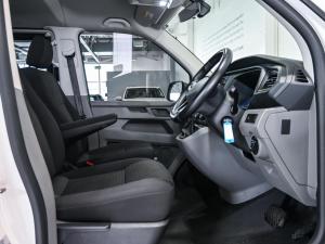 Volkswagen Transporter 2.0TDI Kombi SWB Trendline auto - Image 11