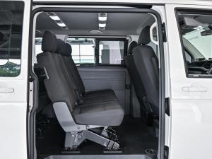 Volkswagen Transporter 2.0TDI Kombi SWB Trendline auto - Image 12