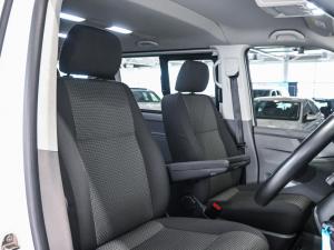 Volkswagen Transporter 2.0TDI Kombi SWB Trendline auto - Image 14