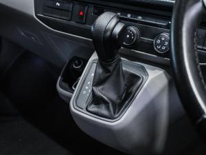 Volkswagen Transporter 2.0TDI Kombi SWB Trendline auto - Image 20