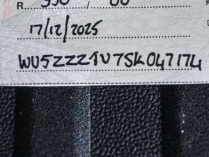 Volkswagen Transporter 2.0TDI Kombi SWB Life - Image 18