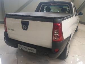 Nissan NP200 1.6i safety pack (aircon) - Image 17