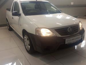 Nissan NP200 1.6i safety pack (aircon) - Image 4